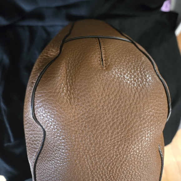 Michael Kors Smooth Leather Shoulder Bag EUC - Picture 12 of 14